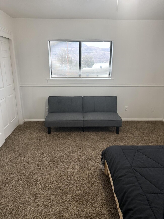 Photo - 521 Hoyt St Unidad 8