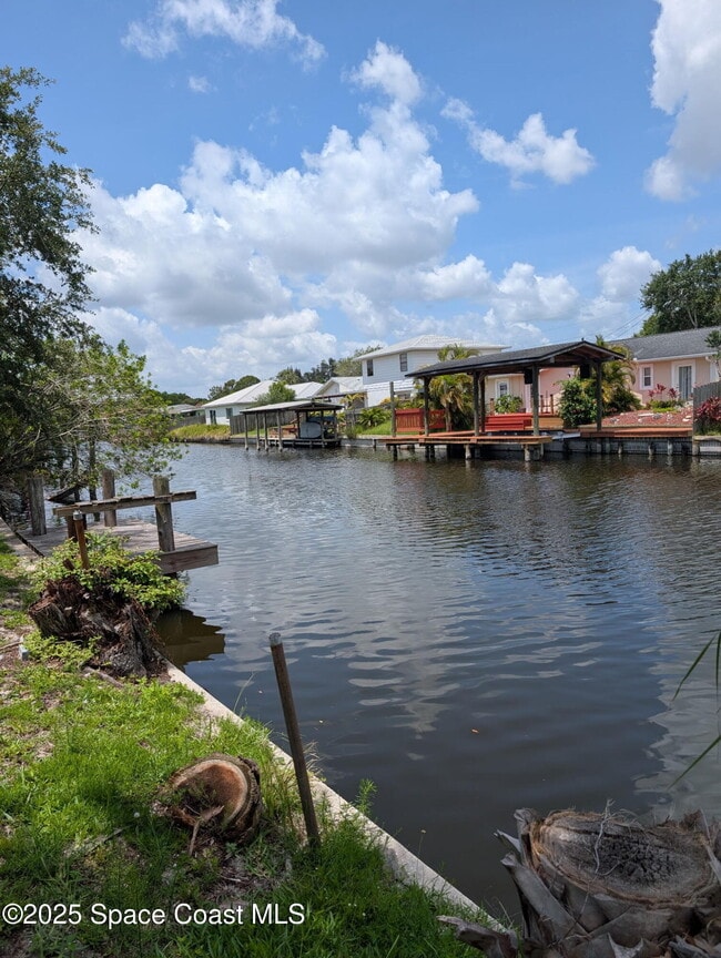 Photo - 1345 Fiddler Ave