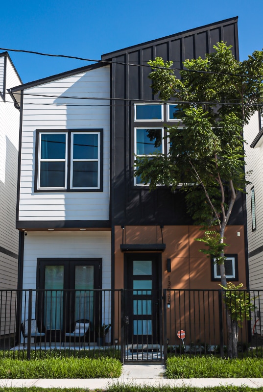 Photo - 1303 Bayou St