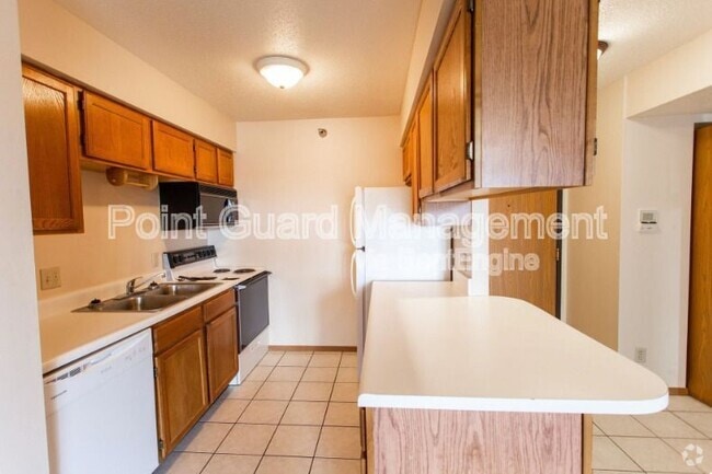 Building Photo - 2600 N Career Ave Rental