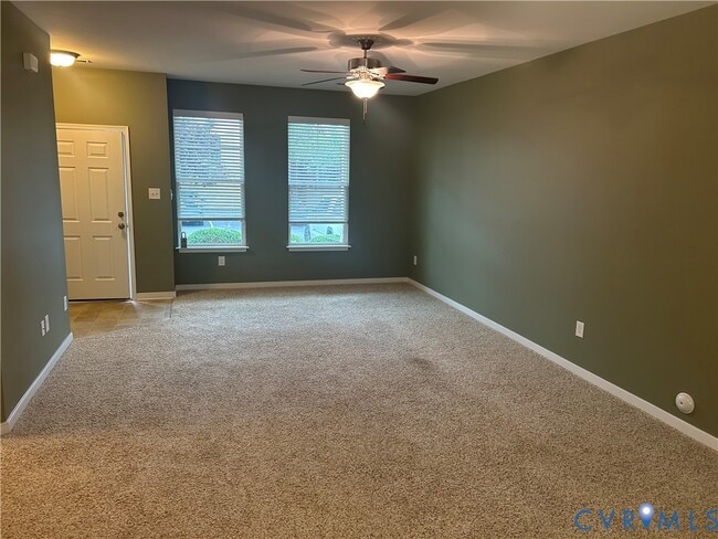 Photo - 8213 Center Path Ln