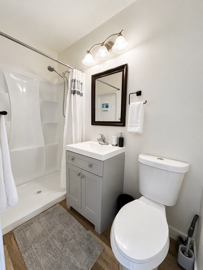 Photo - 630 N 11th Ave