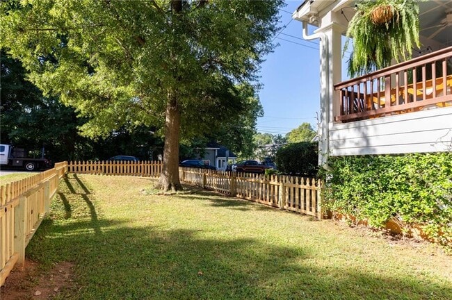 Photo - 306 Kendrick Ave SE