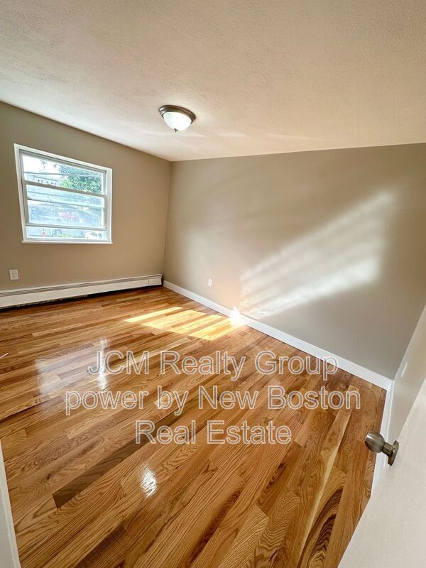 Photo - 108 Franklin St Unidad U14 / U23 U24 U25