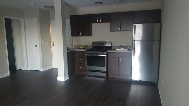 Enclave Apartments of Hoffman Estates