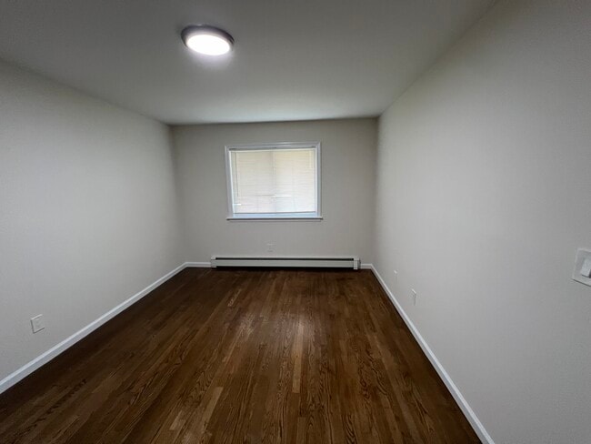 Photo - 18 Waldron Ave Unit 3C