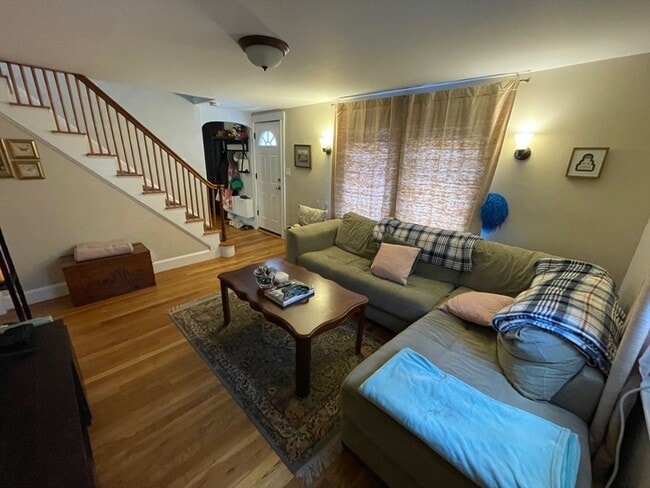 Photo - 20 Oak Rd