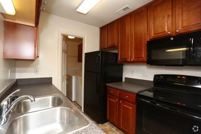 Interior Photo - Charter Creek Apartments