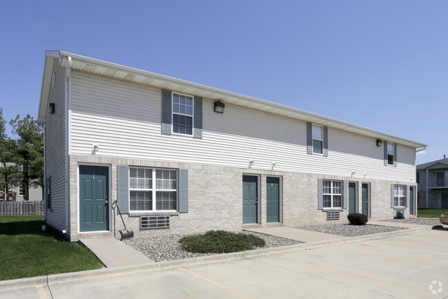 1-7 Keisha Drive - 1-7 Keisha Drive