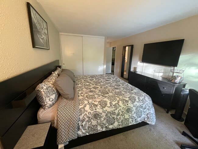 Photo - 1855 Diamond St Unidad 5-232