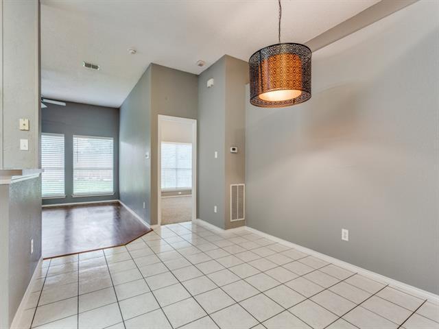 Photo - 2718 Chatsworth Dr Casa