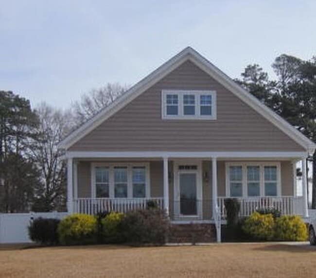 Building Photo - 2816 Herman Dr