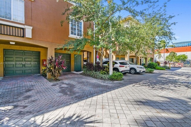 Photo - 2945 NE 185th St