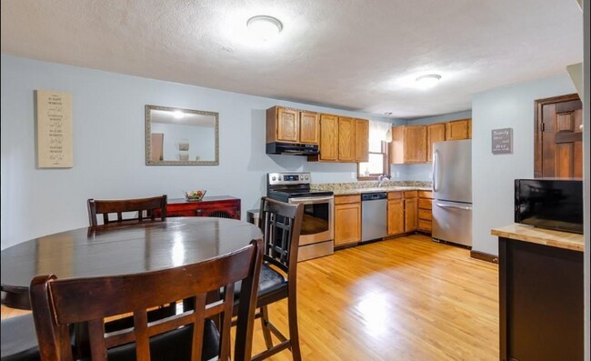 52 Winnepurkit Ave