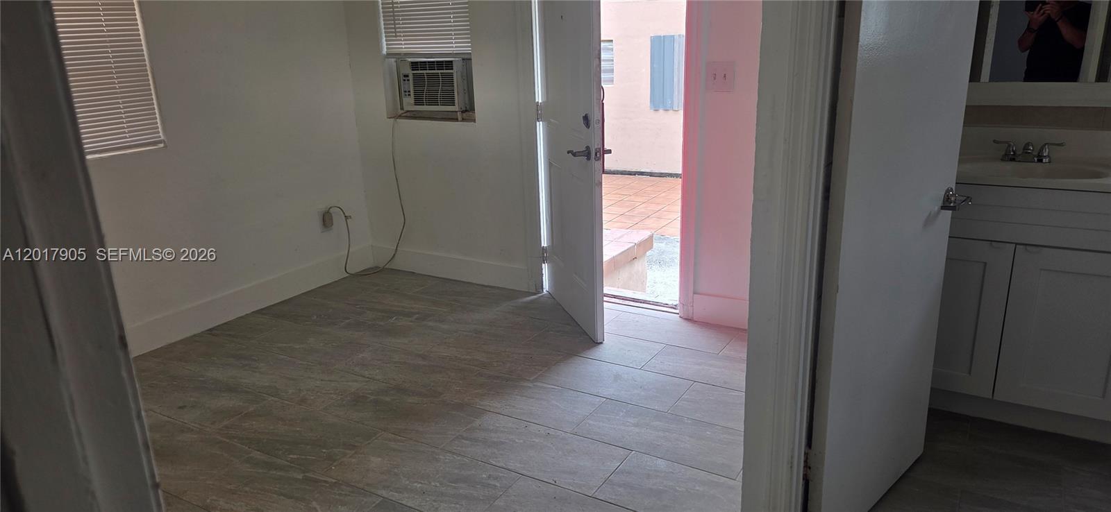 Photo - 2761 NW 16th Terrace Unidad 2