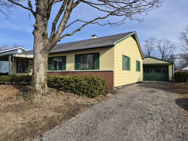 Photo - 5309 W Hill Dr