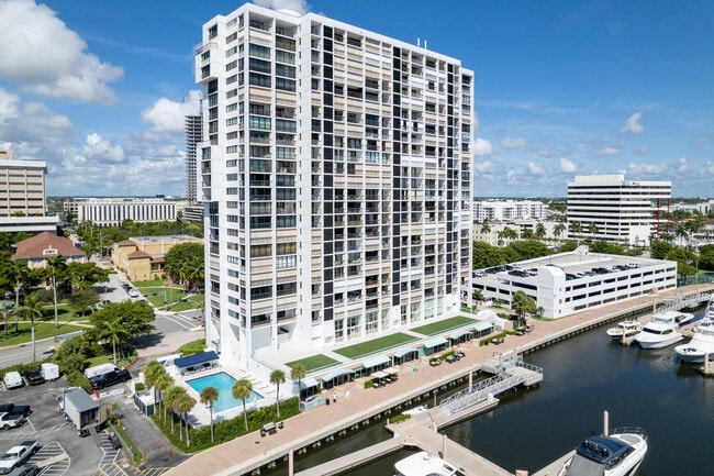 Building Photo - 400 N Flagler Dr Unit 1605 Rental