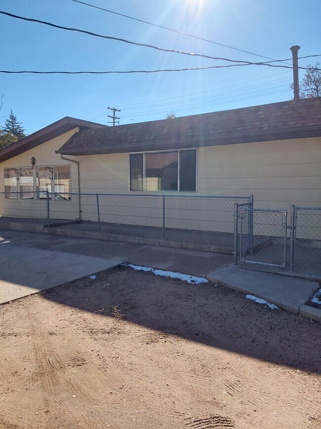 Photo - 930 20th Ave