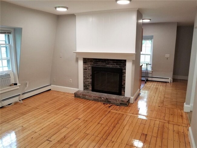 Photo - 8 Cady St Unit 3