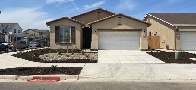 New Bellevue Ranch Home Vacant- Must Apply... - New Bellevue Ranch Home Vacant- Must Apply...