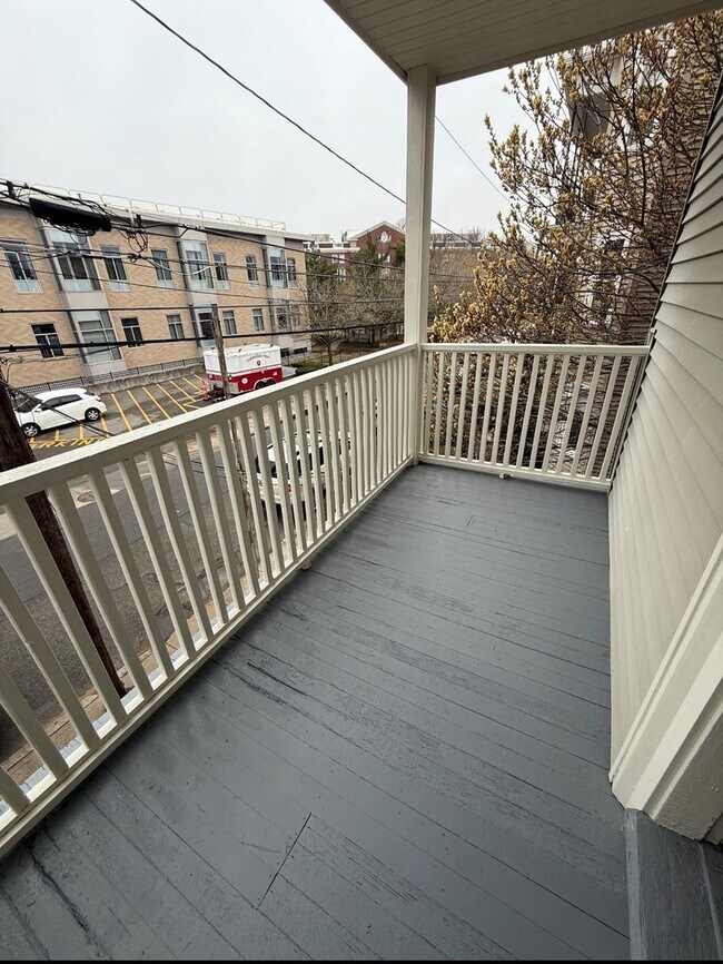 Photo - 39 Porter St Unit 1