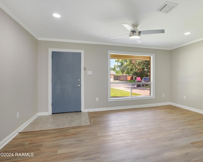 Photo - 113 Montgomery Dr