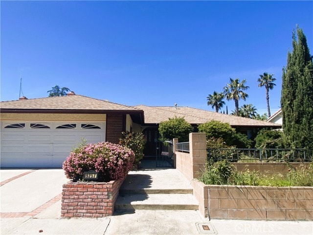 Building Photo - 9257 La Shell Dr