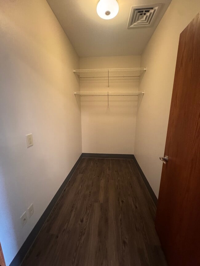 Private Den/Storage