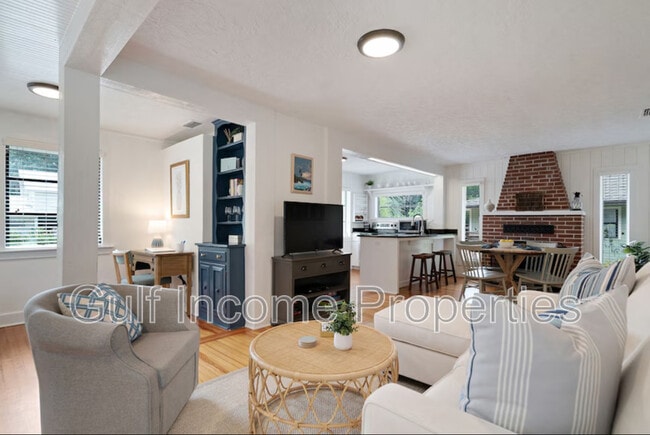 Photo - 2475 Alameda Avenue