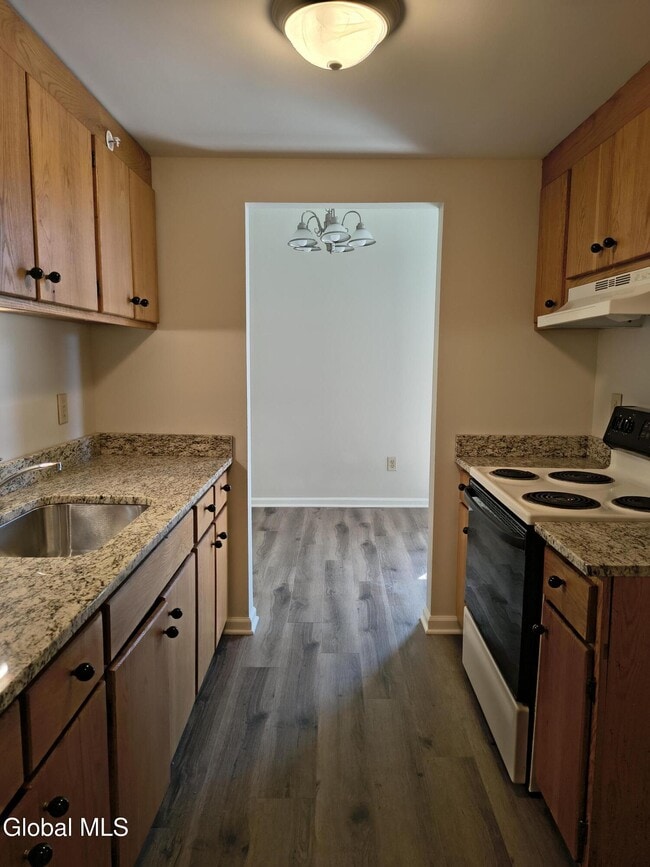 Photo - 53-55-55 Congress St Unidad 55B