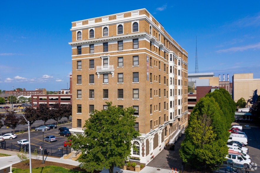 Building Photo