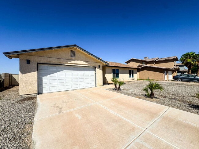 Photo - "Spacious 3 Beds, 2 baths Home with Inviti...