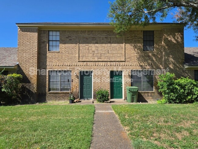 Building Photo - 913 Lancelot Cir Rental