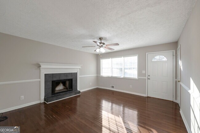 Photo - 30 Vickie Dr