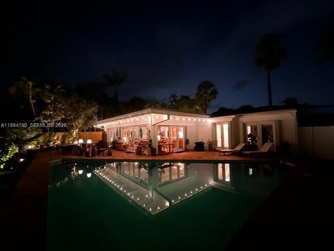 Photo - 240 Greenwood Dr