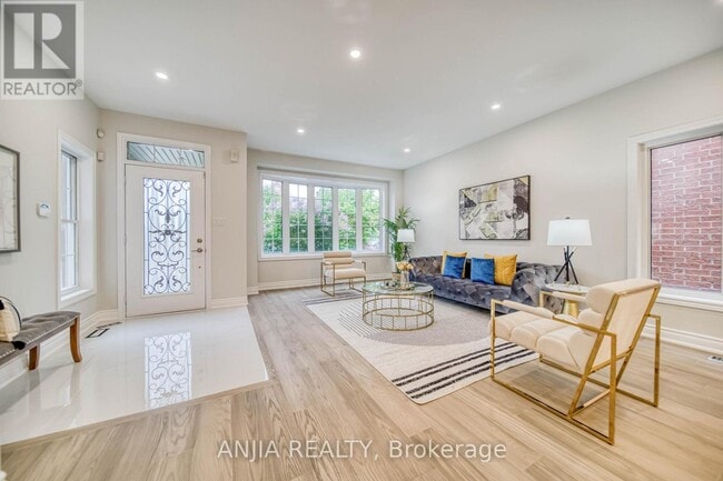 Photo - 309 Tower Hill Rd