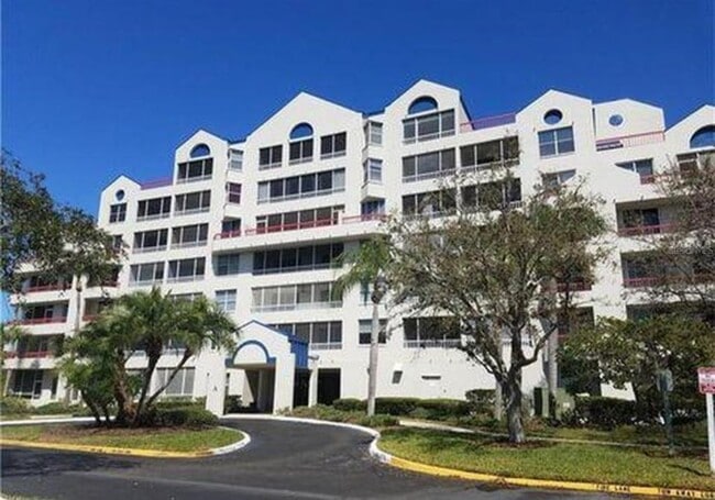 Building Photo - 2333 Feather Sound Dr Unit A607