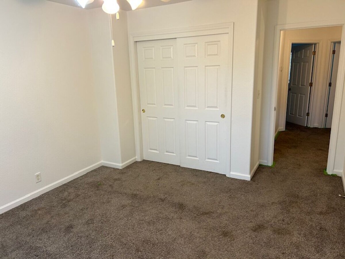 Photo - 555 Morgan Dr Unit 1