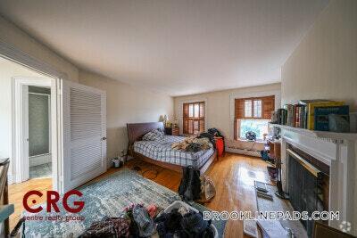 Building Photo - 1712 Beacon St Rental