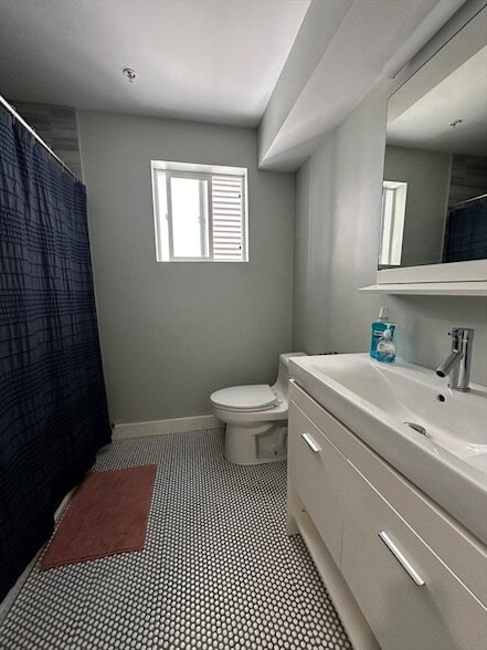 Photo - 13 Ruthven St Unit 2