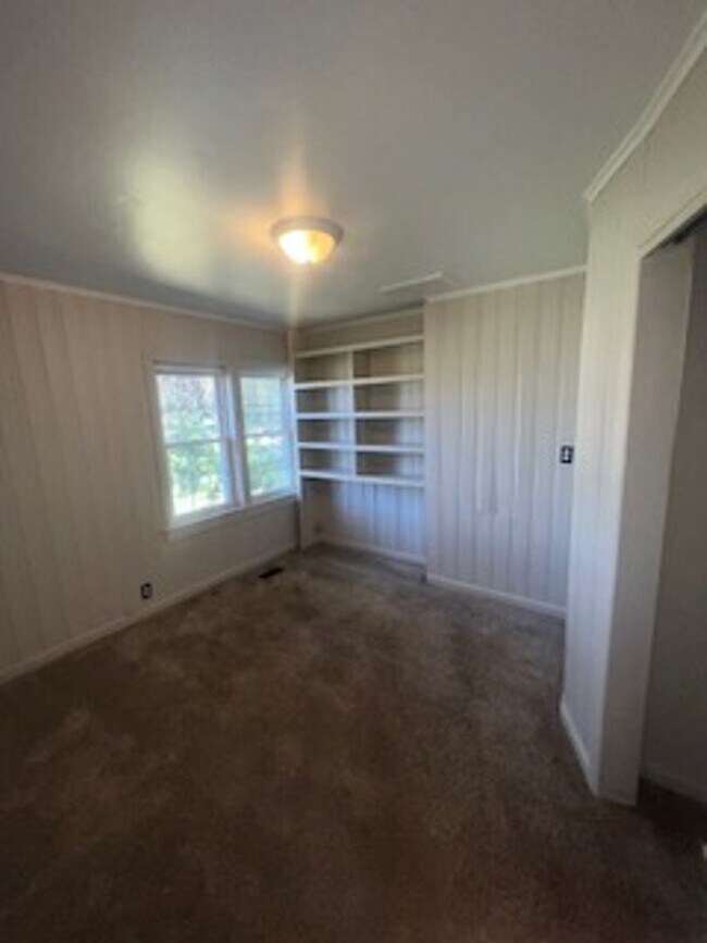 Photo - 1401 E Missouri St