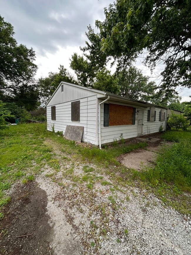 Photo - 1320 Williams St