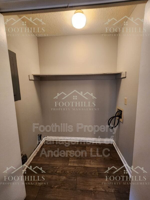 Photo - 108 Woodland Dr