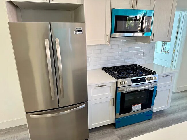 Photo - 340 NE 125th St