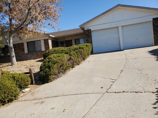 Photo - 11519 Morocco Ct NE