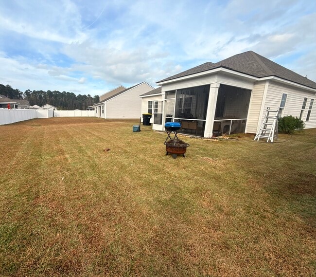 Photo - 106 Westbourne Way