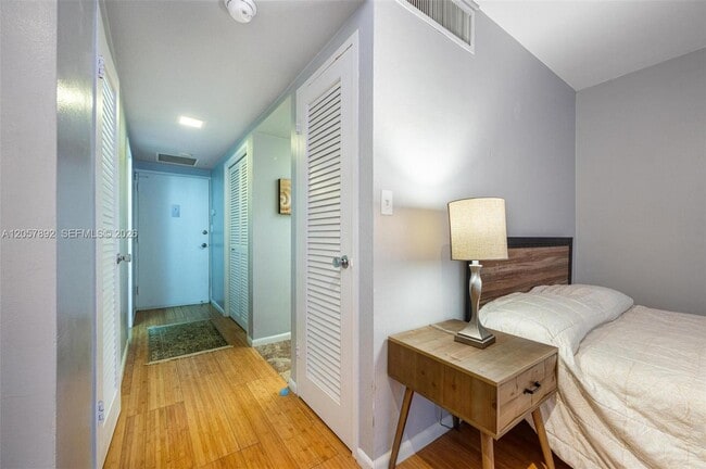Photo - 1200 West Ave Unit 524