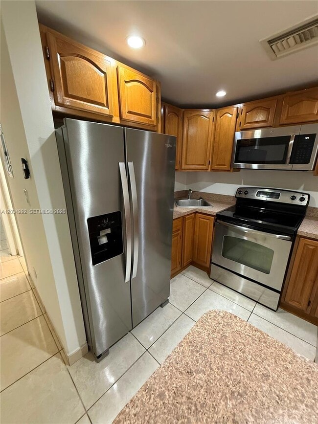 Building Photo - 1800 79th Street Causeway Unit A202