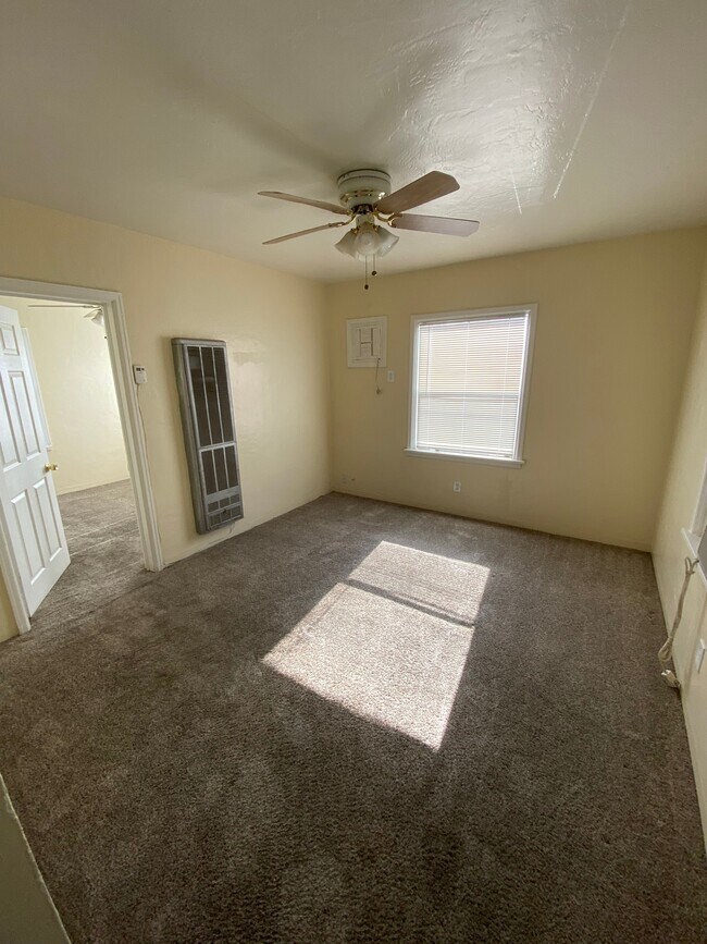 2020 22nd St Apartment For Rent in Bakersfield, CA