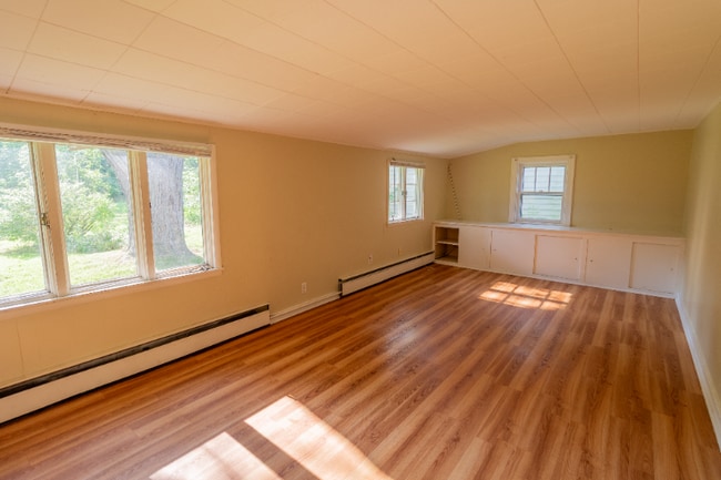 Photo - 706 Nash Rd House